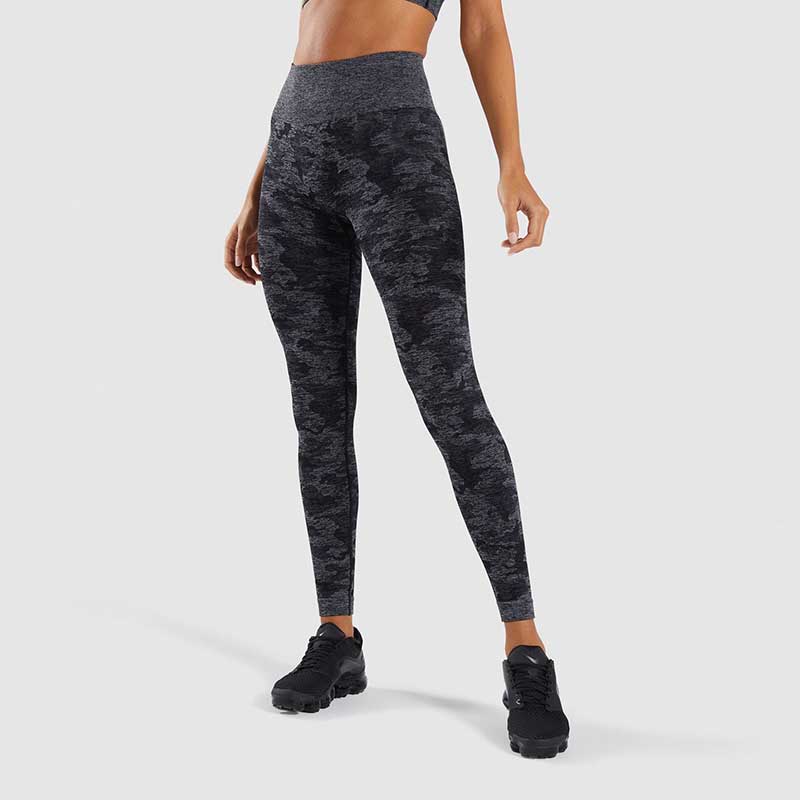 Black-camouflage-seamless-sports-leggings