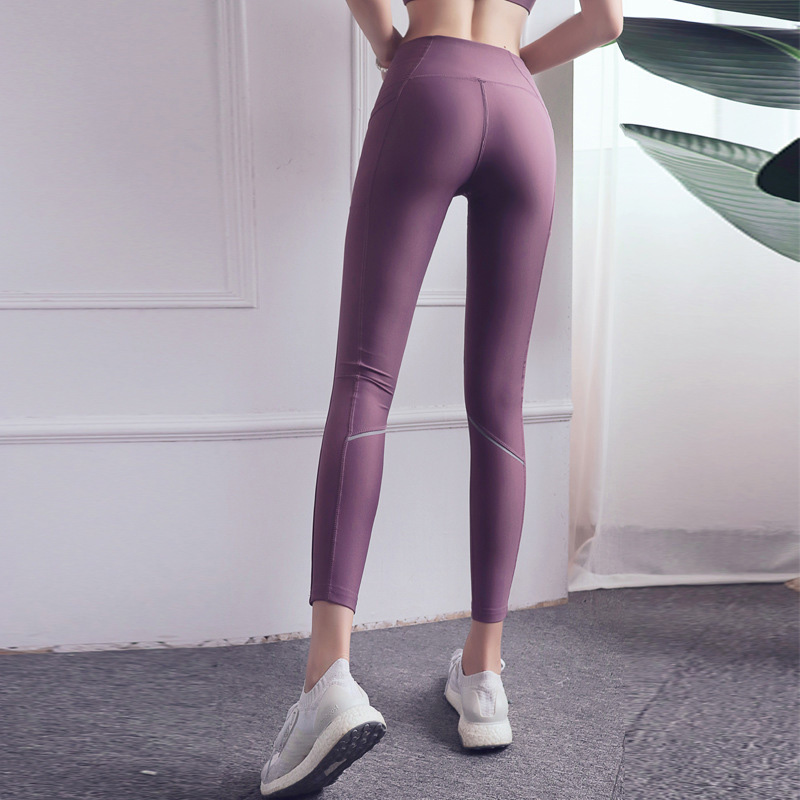 reflective-running-leggings-pocket-high-waist-and-hip-lifted-yoga-pants