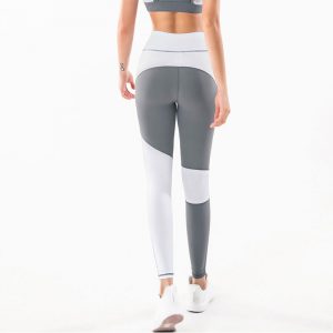 Yoga-outfits-for-women