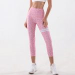 women-in-yoga-pants