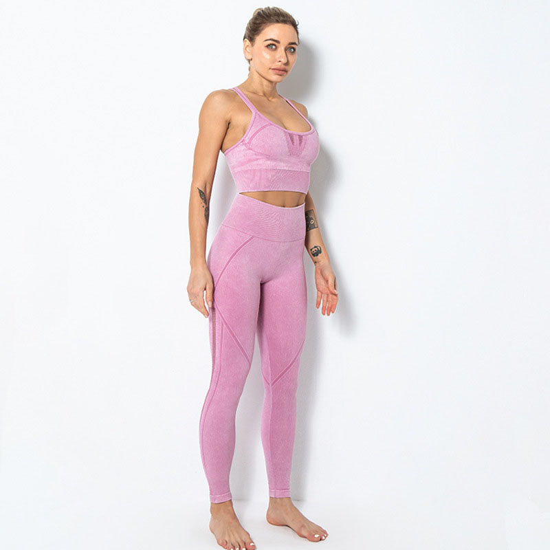 Leggings without front rise seam