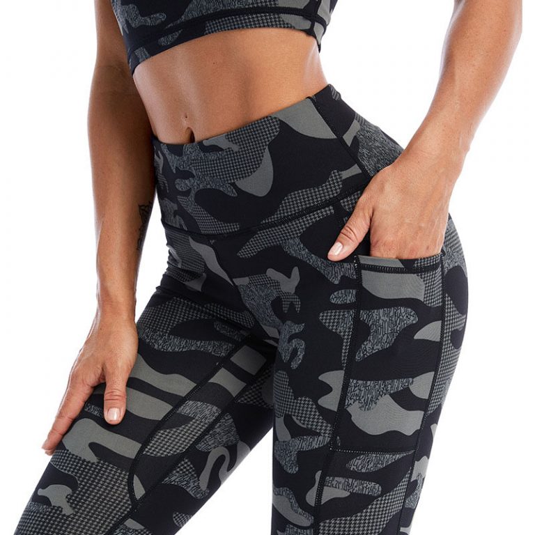 Camouflage workout leggings - Activewear manufacturer Sportswear ...