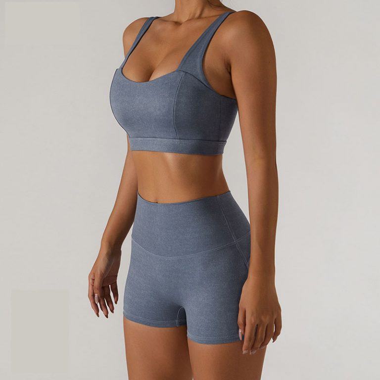 Most flattering workout pants Activewear manufacturer Sportswear