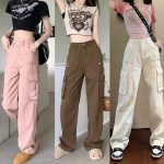 Wholesale Retro High-Waisted Loose Fit Jeans with Multiple Pockets