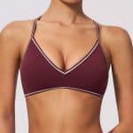 Women Halter V-Neck Yoga Bra, Seamless Cutout Open Back Sports Tank Top with Contrast Color Design